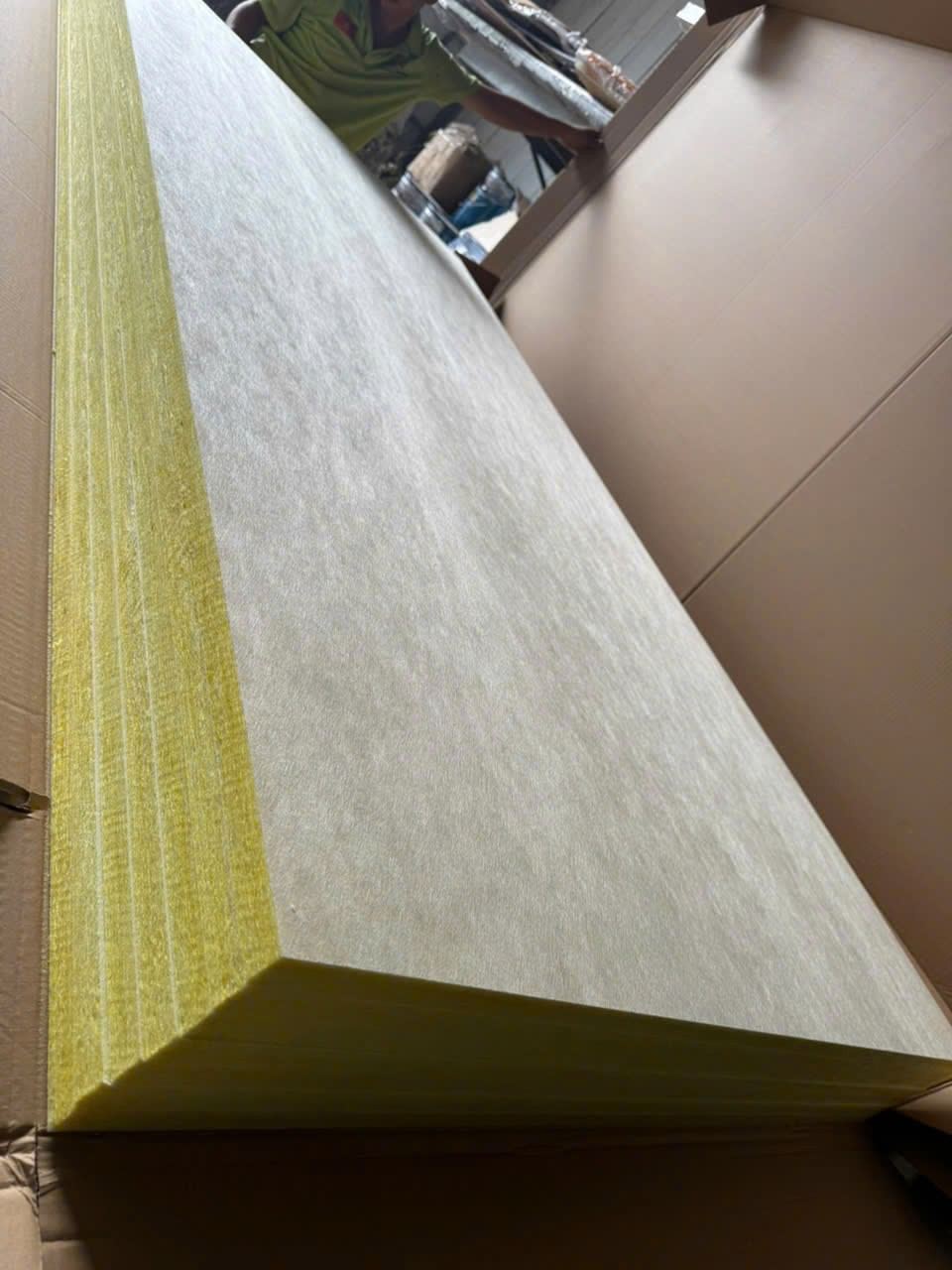 Quy cách độ dày và bề mặt tấm bông thủy tinh tiêu âm Glasswool